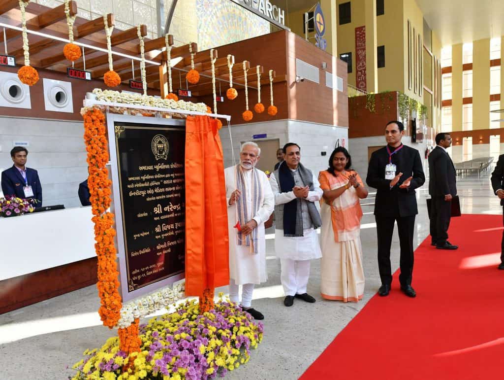 PM Modi inaugurating the Sardar Vallabhbhai Patel Institute of Medical Sciences and Research (SVP Hospital) in Ahmedabad. 